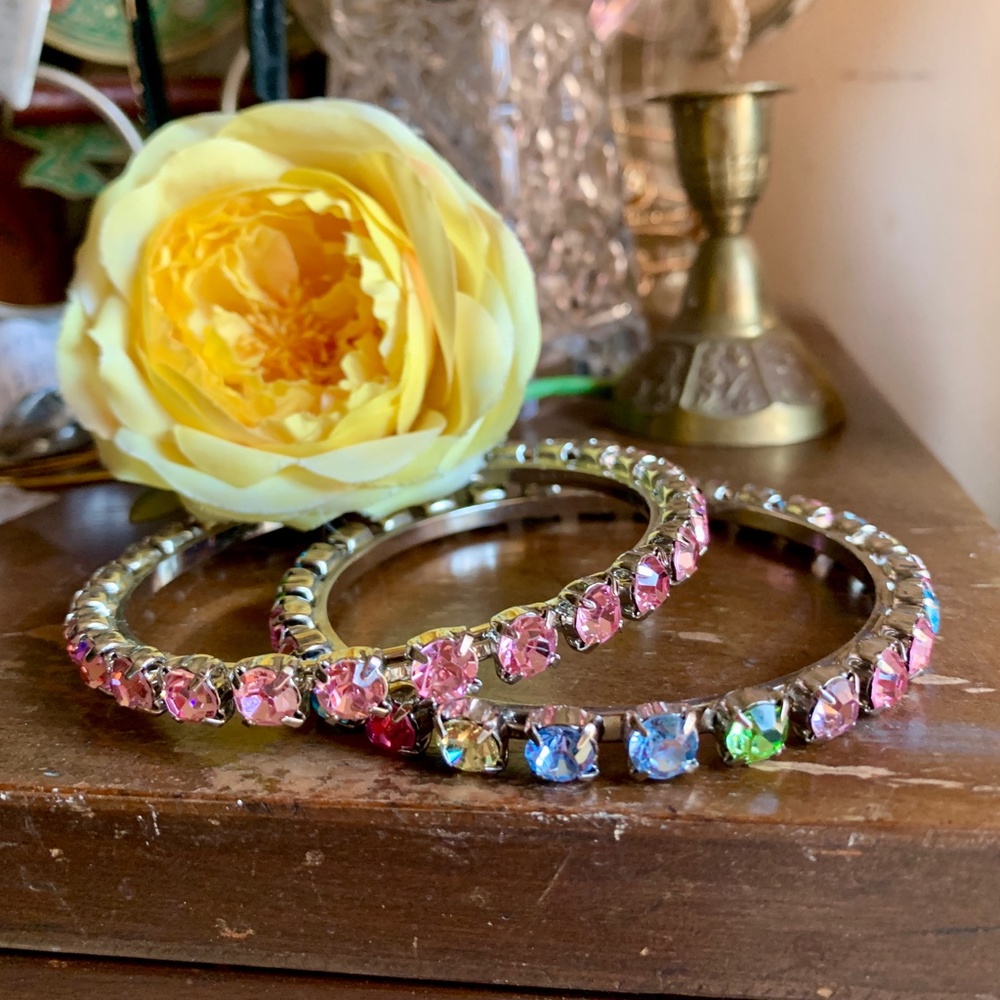Two SZ LG Rhinestone Bangles Pink & Multicolor NEW - Picture 8 of 8